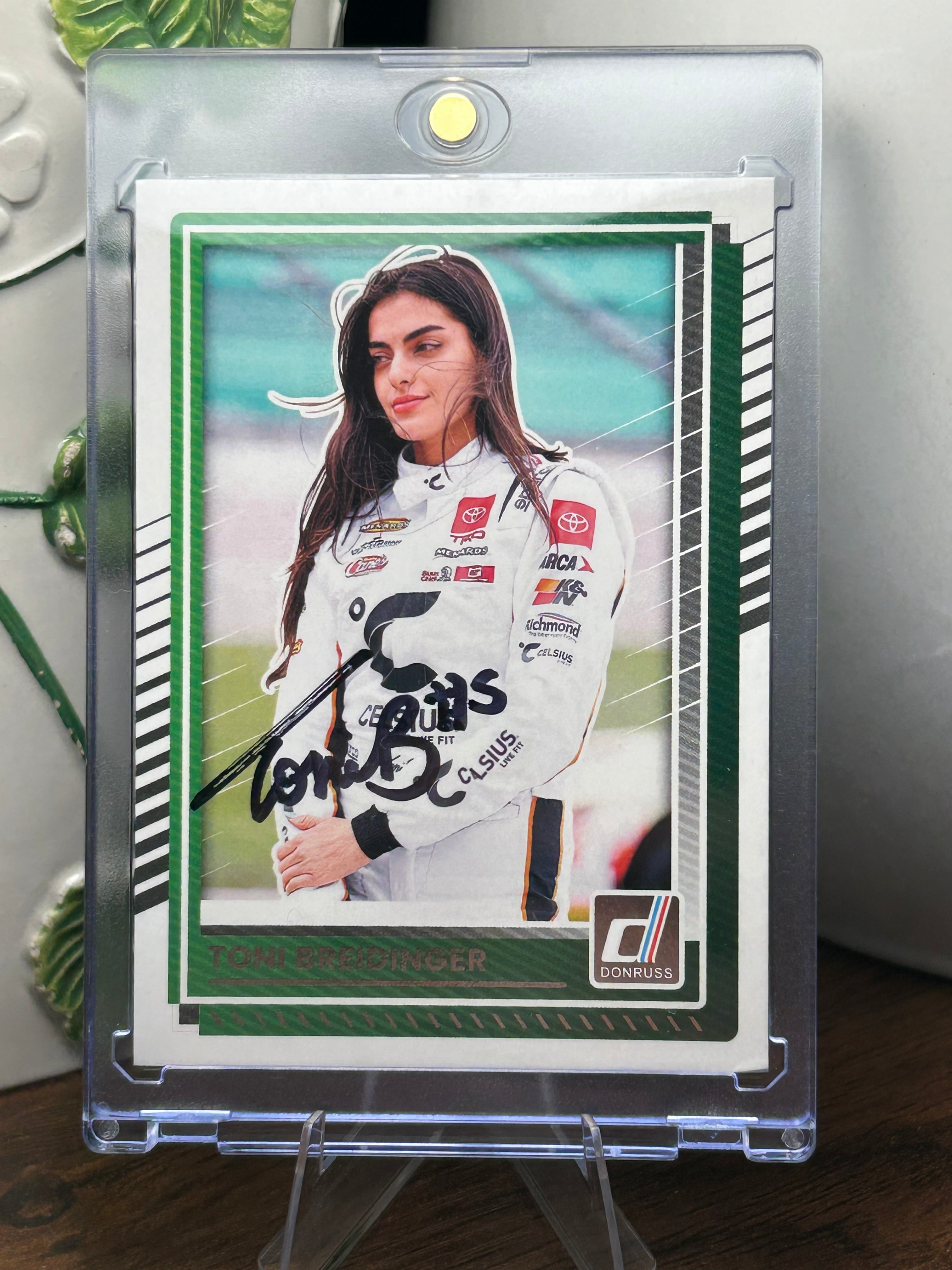 Toni Breidinger Autographed 2025 Donruss Card #37